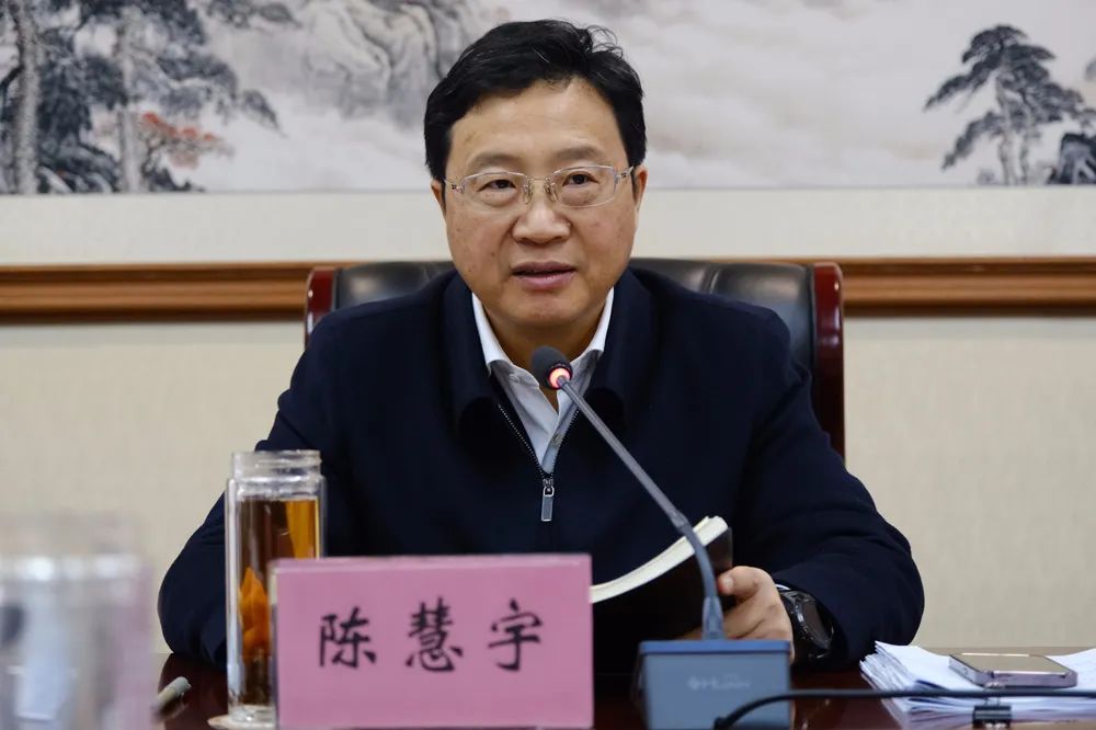 陈慧宇调研全县安全生产和政法稳定工作时强调强化政治担当压实工作