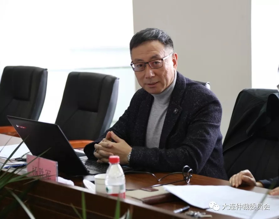 人及仲裁员们沟通的重要抓手,杨胜军老师从仲裁秘书语言运用角度出发