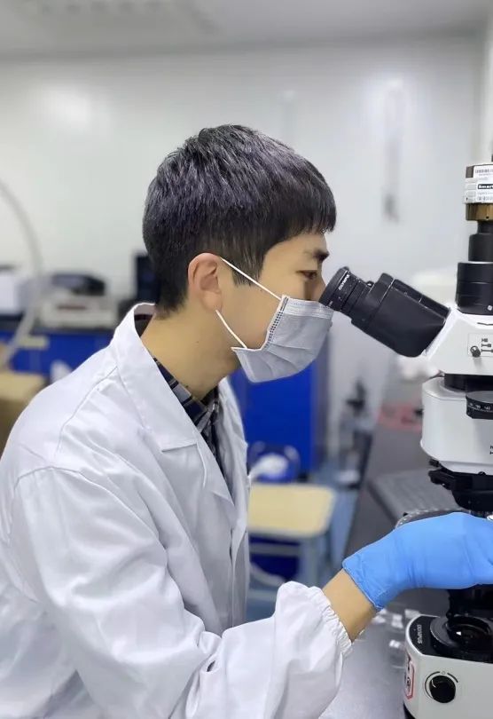 勇追科研梦东大帅气博士凭实力优秀