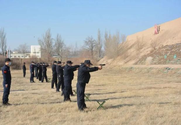 沙场点兵直击青铜峡公安实弹射击考核现场