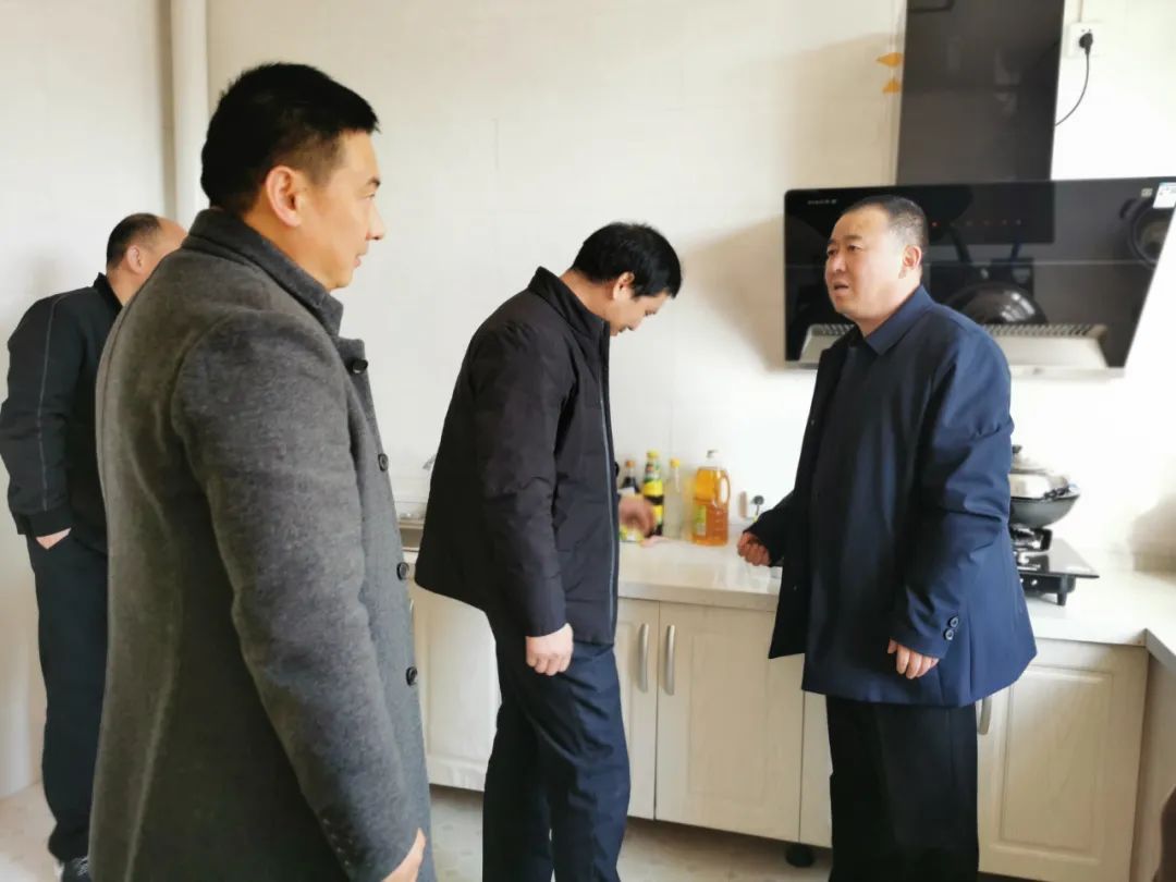 黄龙法院党组书记院长陈元元调研督导三岔人民法庭工作