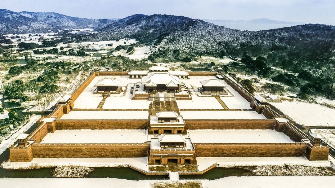 与展示措施有效衔接,系统保护阖闾城遗址及其周边环境及相关文化遗产