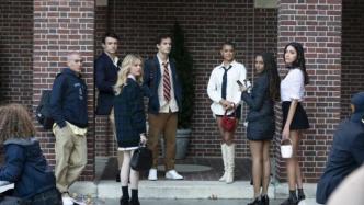 这部美剧十几年后重播，却折射出了美国不可逆转的最大问题