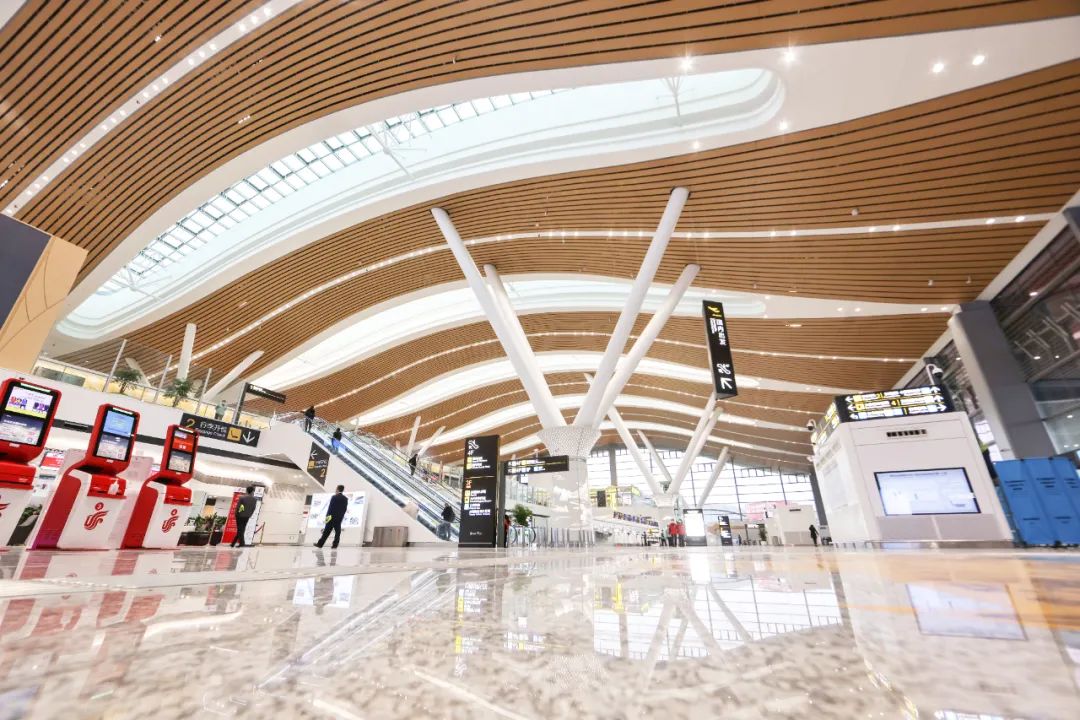 黔山添翼!贵阳龙洞堡国际机场t3航站楼正式启用