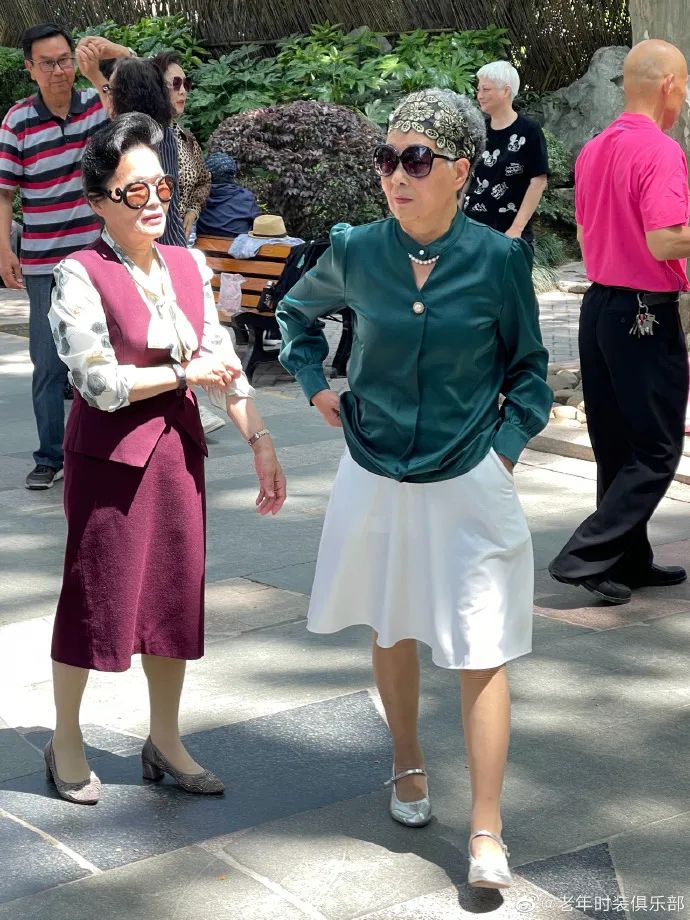 气质非凡的老人 927.jpg