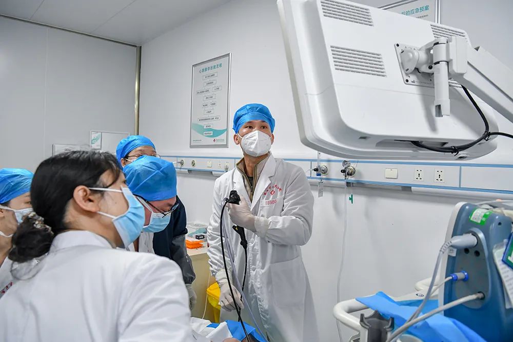 告别不适睡梦中完成检查百色市人民医院开展无痛气管镜检查