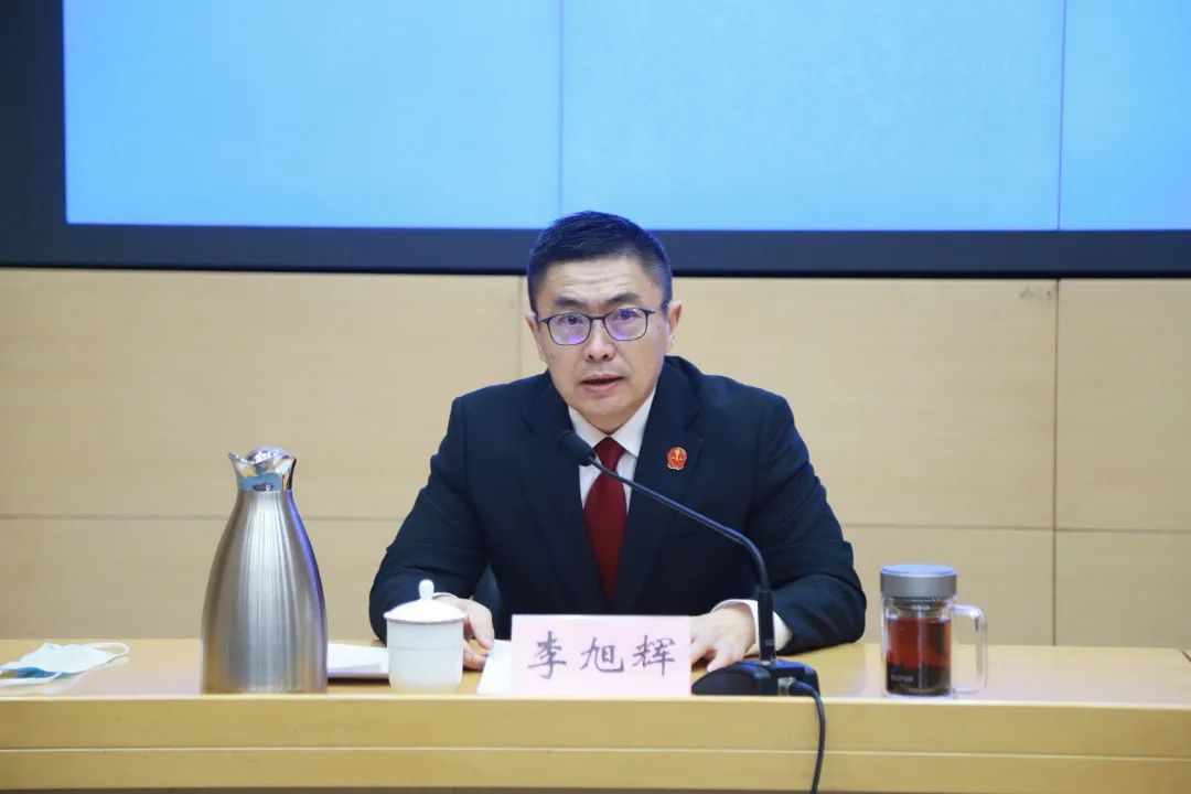 "网上诉讼真方便,以前保全谈话跑法院得一下午时间,现在20分钟搞定""