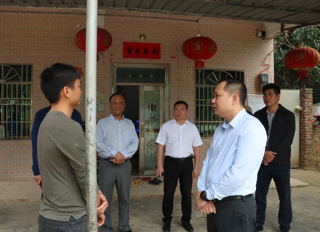 时事要闻乡村振兴梁明到石碌镇调研产业发展及乡村振兴工作