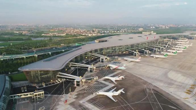 海达建设集团有限公司承建的宁波栎社国际机场三期扩建工程-t2航站楼