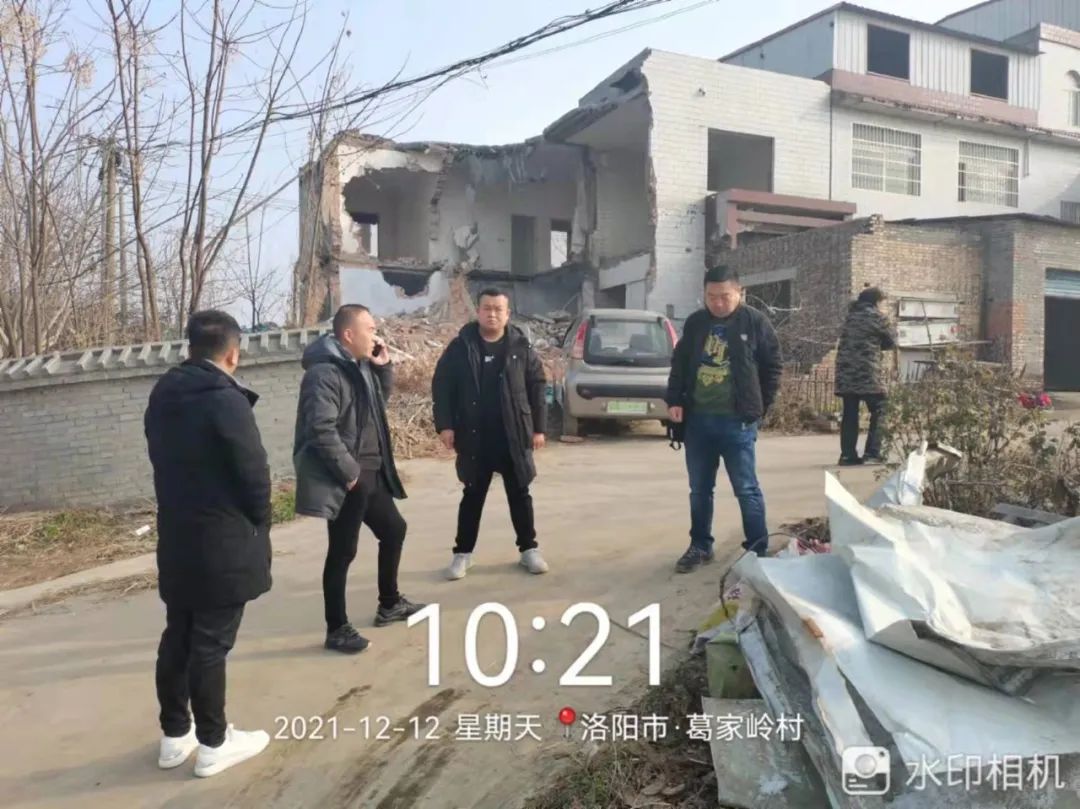 【攻坚克难】担当作为 合力攻坚 圆满完成高中外迁工作