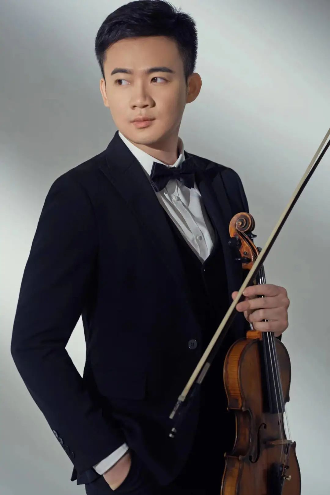 与谢欣一同抵达皮娜鲍什舞蹈的思想之境听王之炅聊音乐内外的生活日常