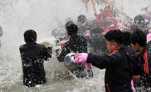 去漳州林前村，看中国版的“泼水节”