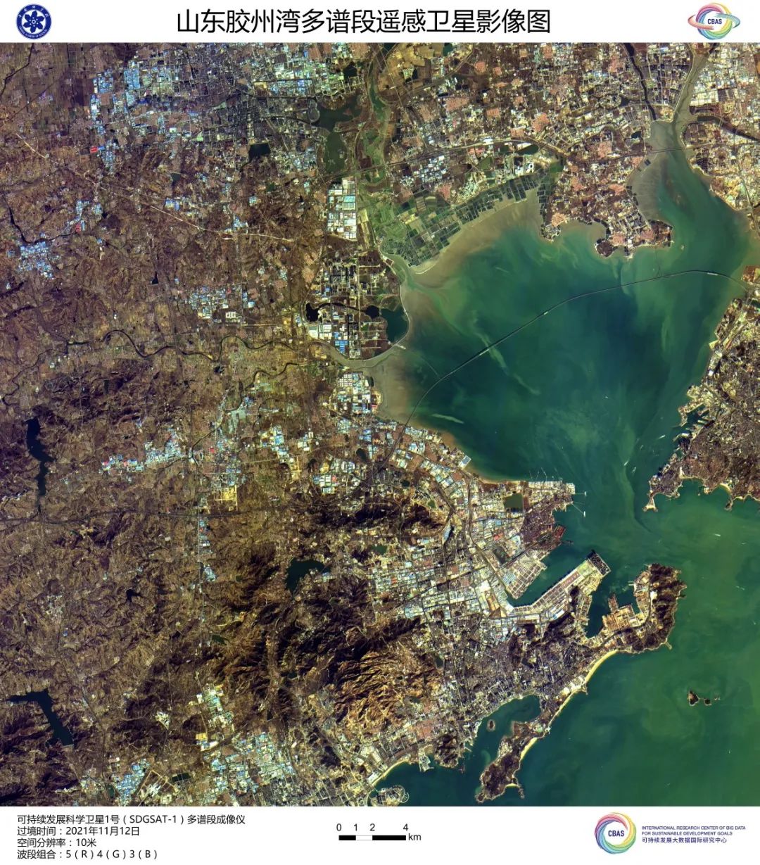 说明:图像右侧为青岛市区(局部),左侧为西海岸新区,胶州湾跨海大桥