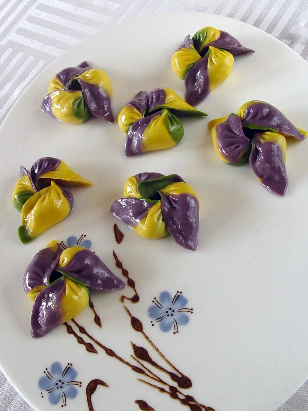 丰收了游甘肃冬至吃在金昌七彩饺子宴收获人间温暖小团圆