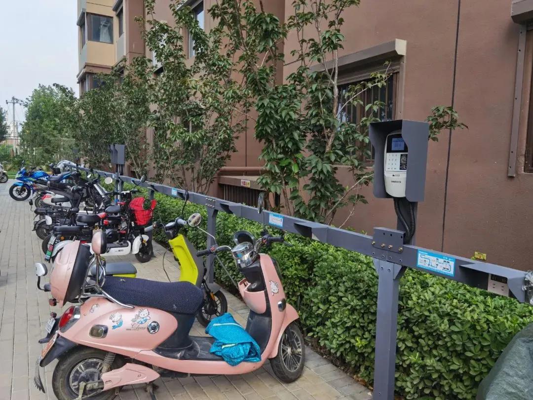 海棠苑安装电动自行车充电桩.资料图