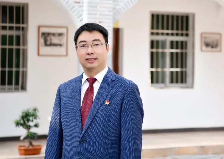 喜报我市王伟文被授予全国实施妇女儿童发展纲要先进个人称号