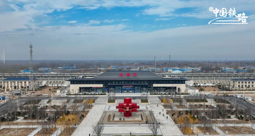 端庄的气质日兰高铁曲阜至菏泽至庄寨段9月25日全线联调联试11月25日