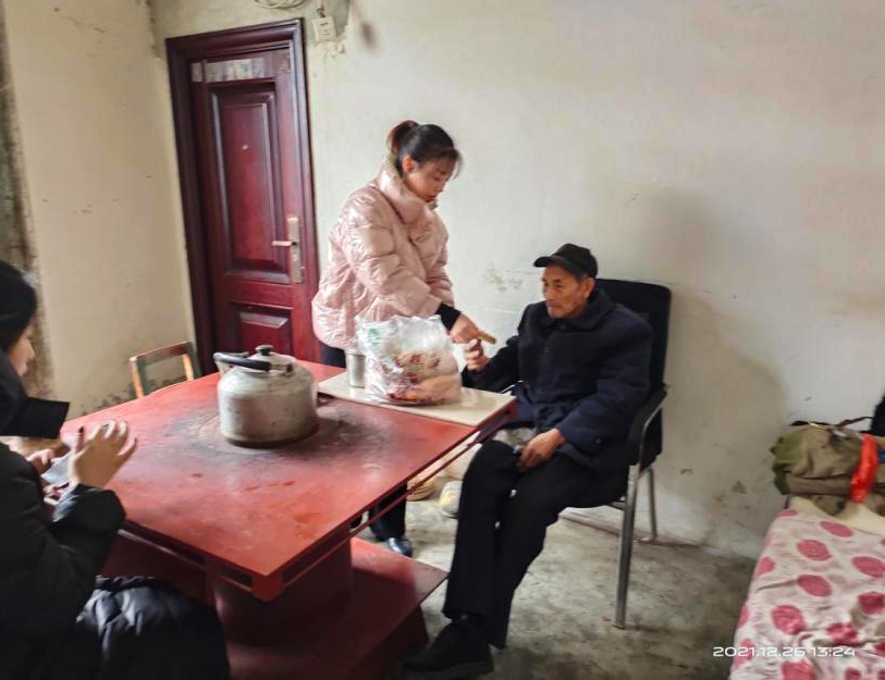 6969下一步,云潭街道将加大辖区困难群体入户走访,对辖区低保户