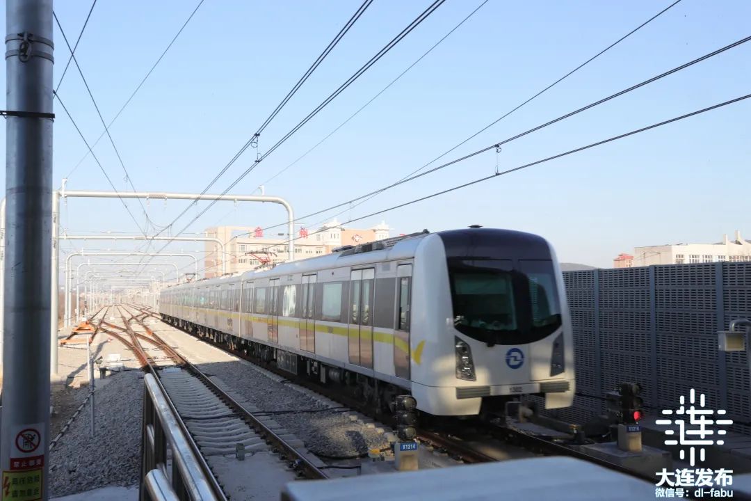 大连站普兰店振兴街站10元地铁13号线乘坐体验来了