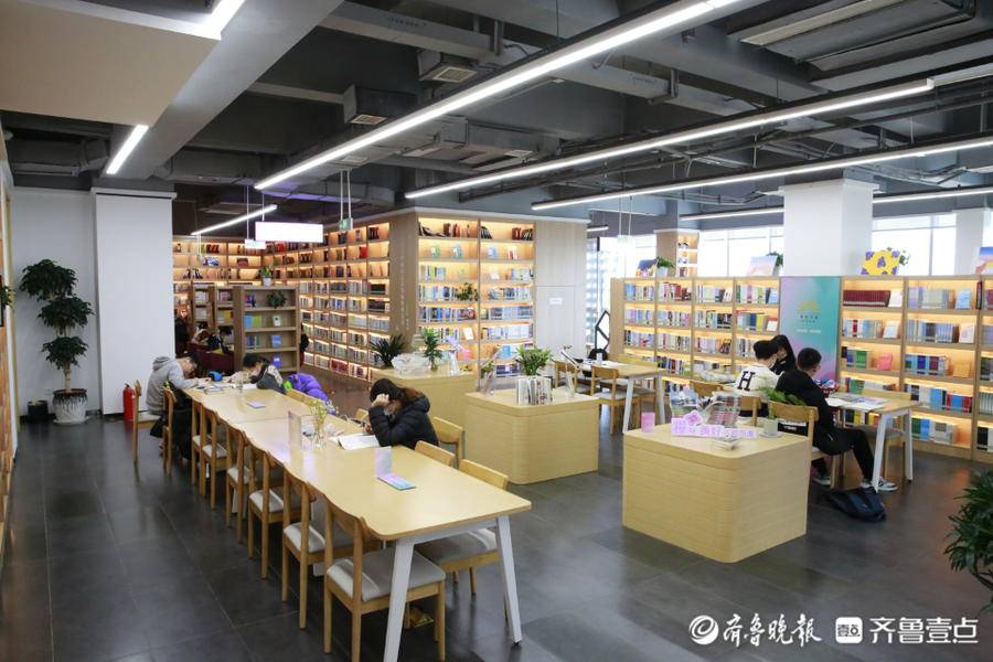 日照城市书房浓浓书香温暖心灵