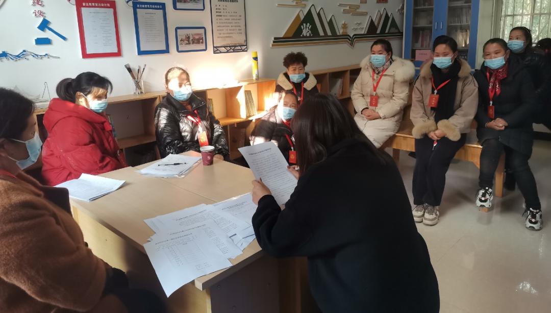 王群同志代表唐流村第一届执行委员会作《不忘初心 砥砺前行——为