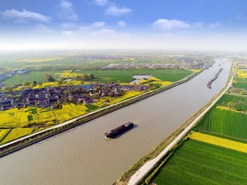 泰东河,西起泰州海陵,与新通扬运河相连入江,东至盐城东台,与通榆河