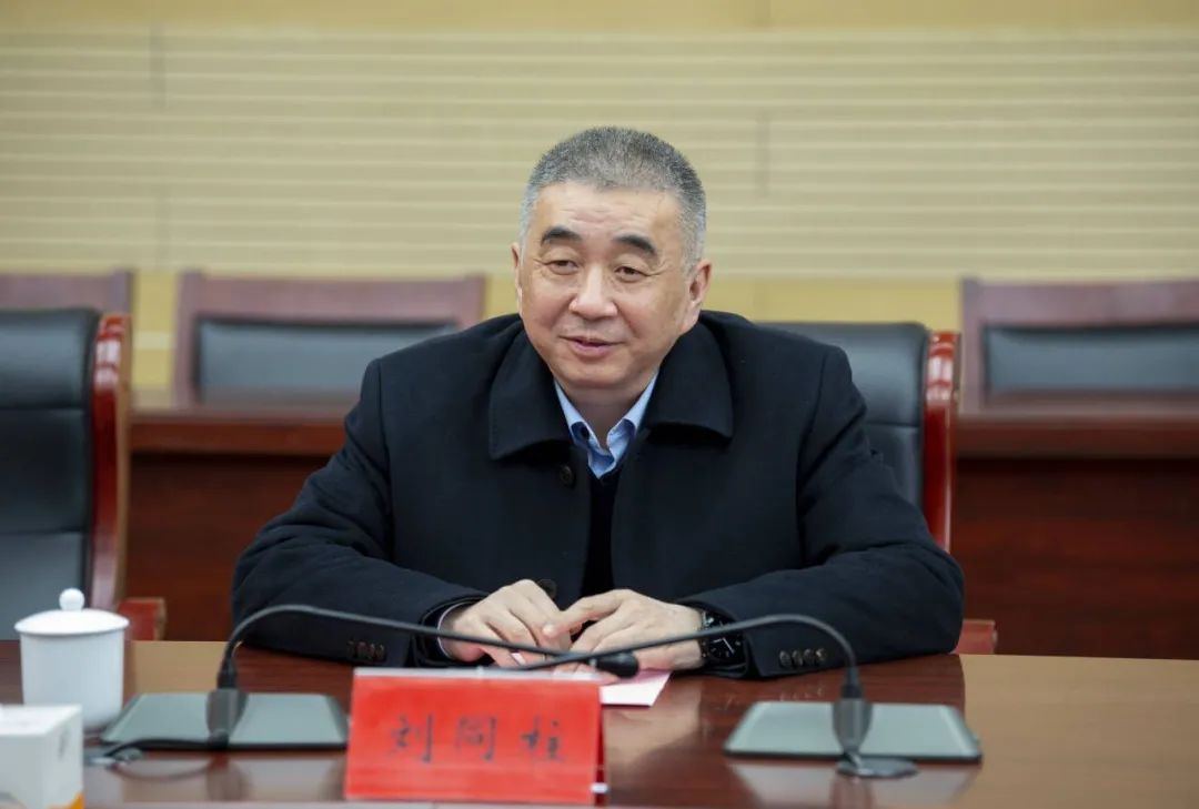 签约仪式上,刘同柱首先向肥西县为省属医疗机构提供空间和平台,对全省