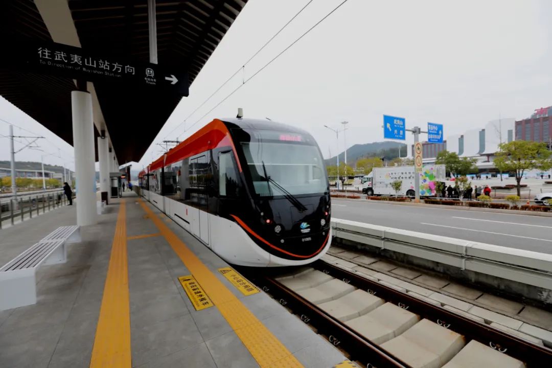 奔向2022中国最美有轨电车来了