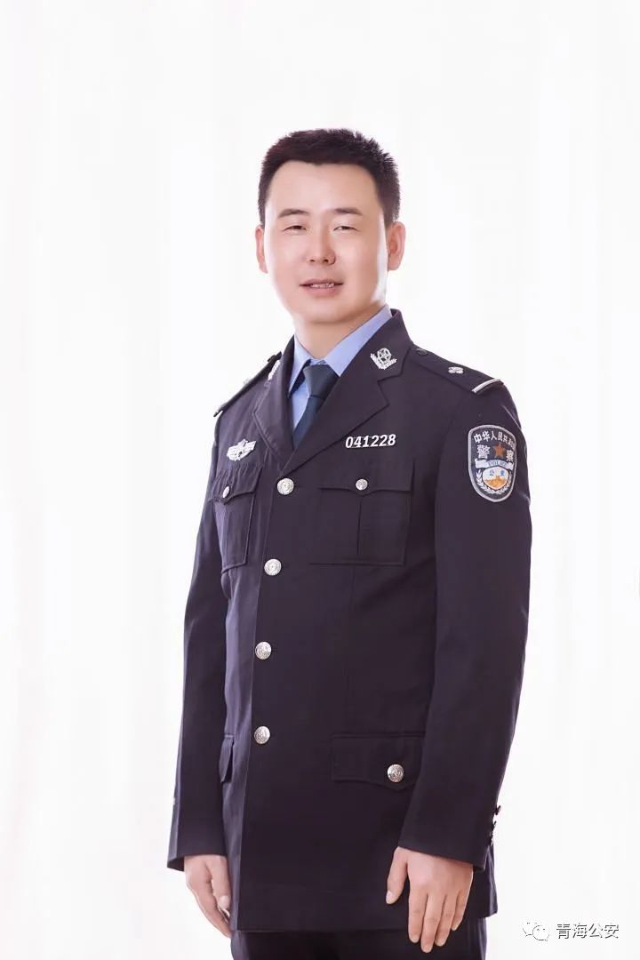 警察制式服装2022图片