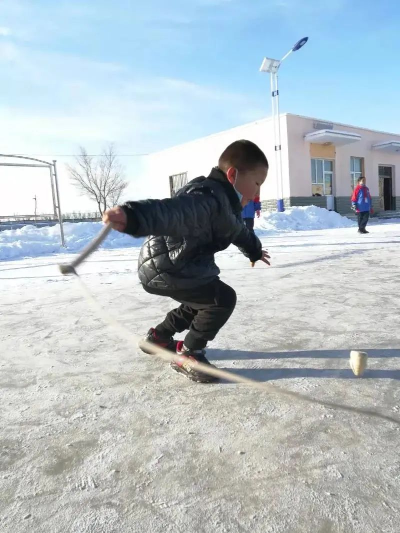 又到新疆花样玩冰季来一波童年回忆杀