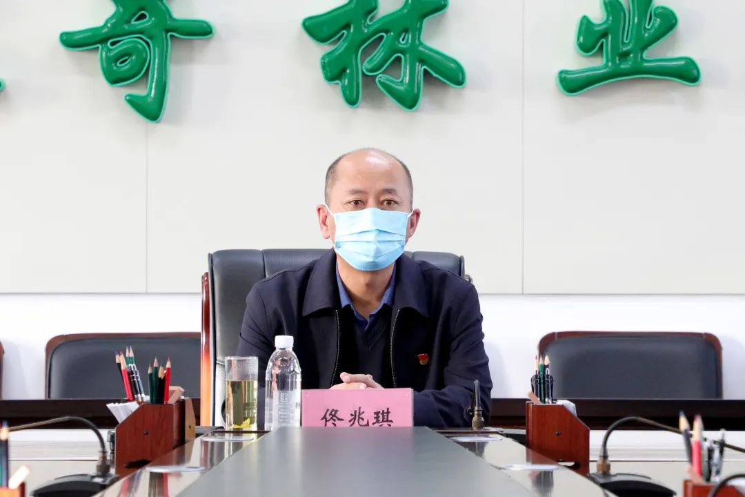 加林聚焦加格达奇林业局组织收听收看大兴安岭地区新冠病毒疫苗接种