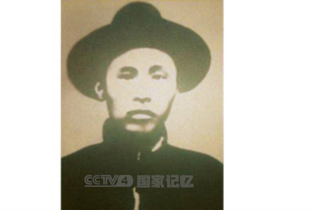 当选中央委员时，他已牺牲近两年……