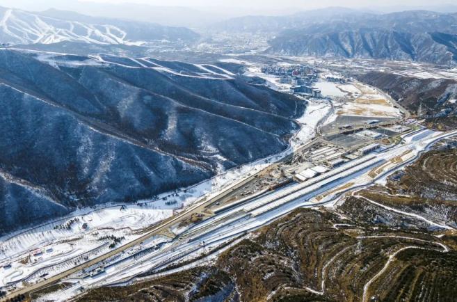 服務北京冬奧會崇禮鐵路太子城至崇禮段開通運營