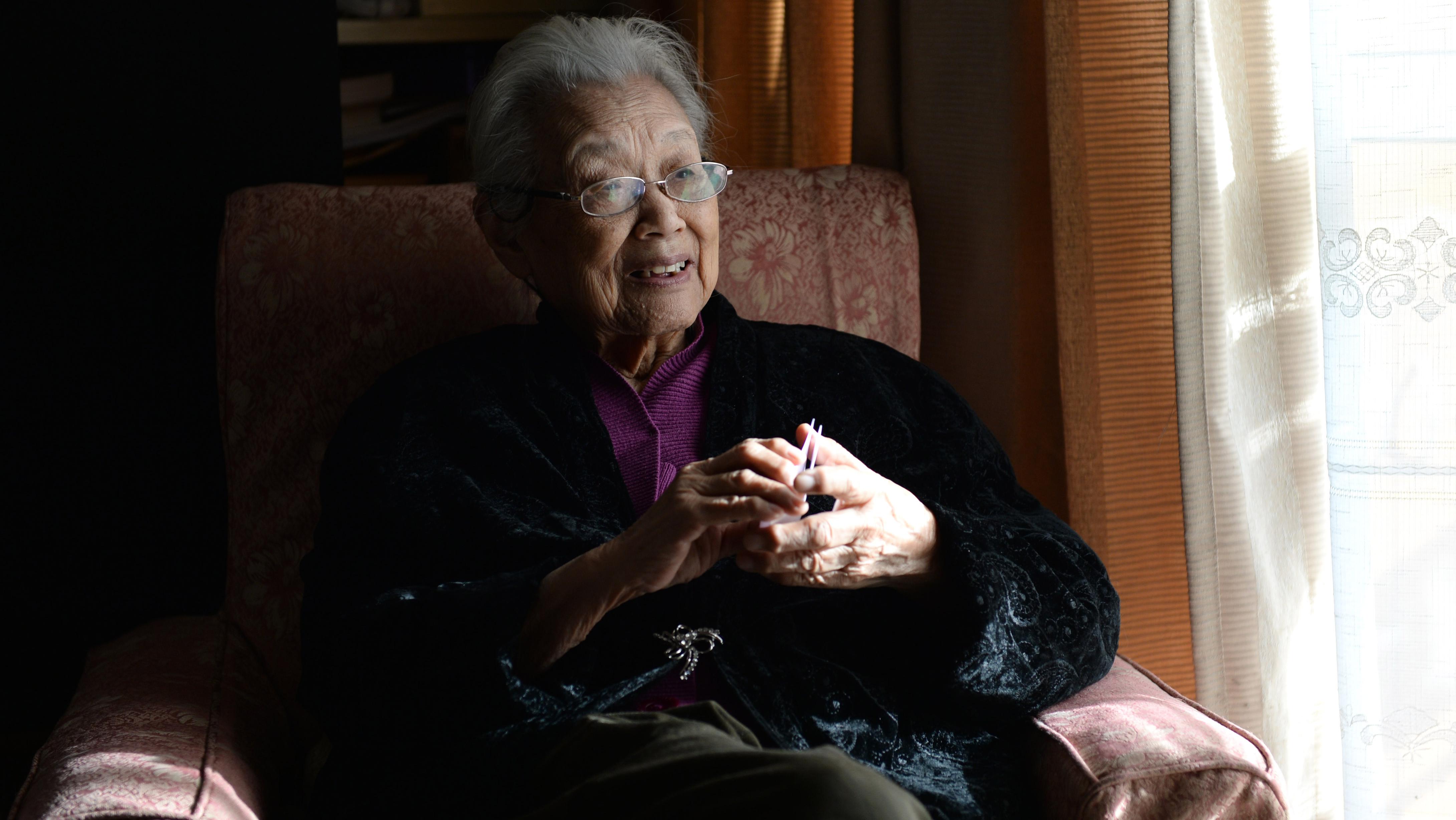 102岁诗人郑敏逝世，她曾感言：每天被知识分子的良知拷问