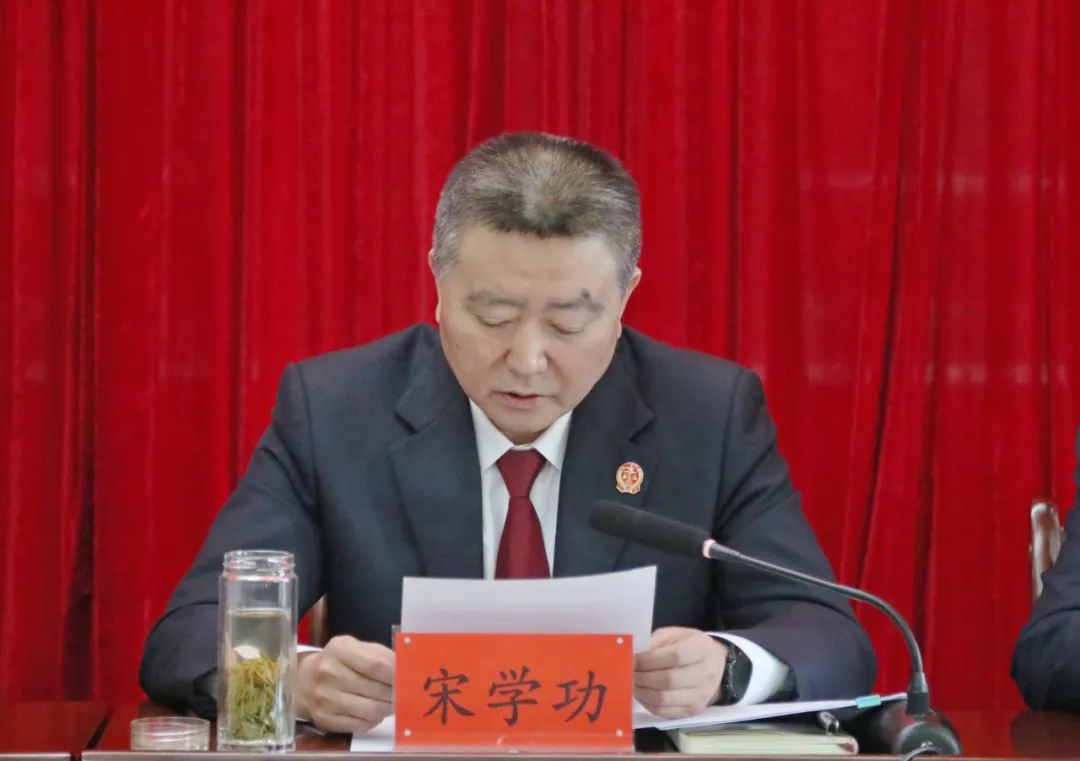 省法院党组成员政治部主任孙治强在临夏州征求人大代表意见建议