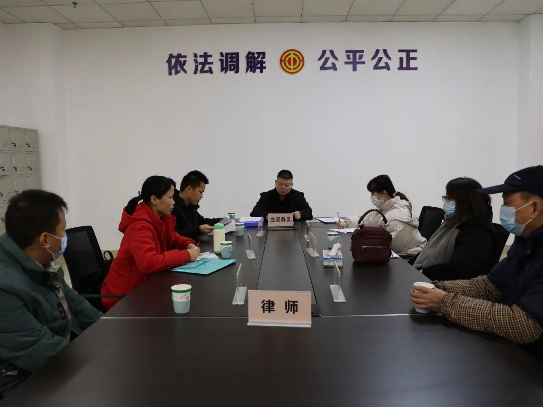 兴宾区工会职工维权中心成功调解一起劳动合同纠纷