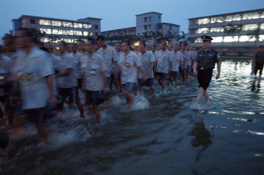 2005年9月18日,广东省清远监狱的离休老警察张景瑛获得了抗战胜利60