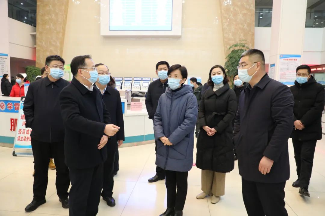 张莉调研指导疫情防控工作