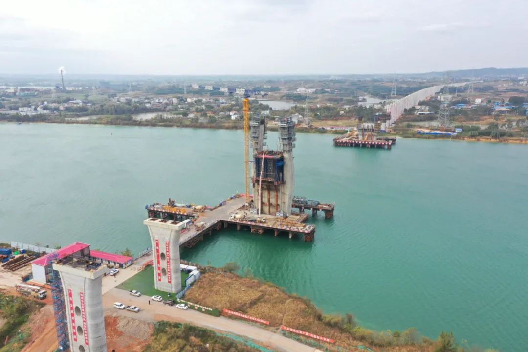 南玉铁路新年传捷报未来南宁至玉林动车不到一小时