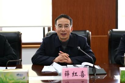 南阳中院:市人大常委会副主任庞震凤到院调研优化营商环境工作_澎湃号