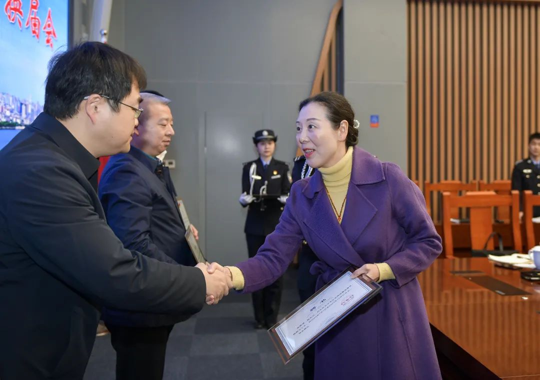 长沙市公安局召开特邀监督员换届会议