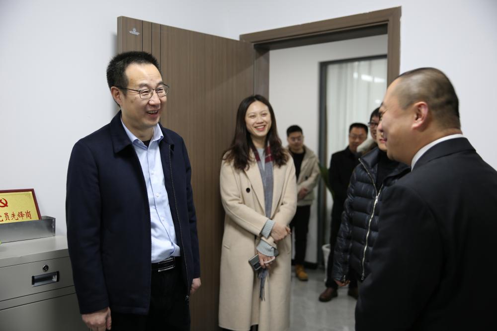 成都铁路运输中级法院杨诚院长调研重庆铁路运输法院