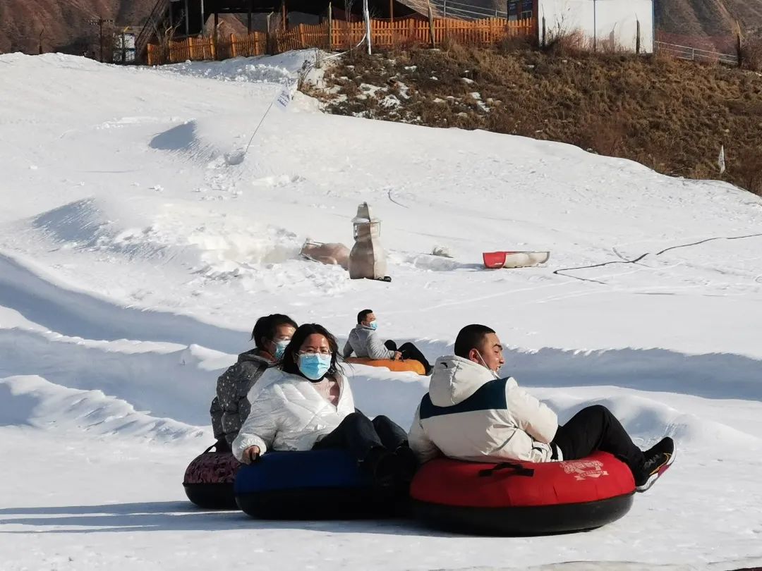 北川河湿地公园滑雪场图片