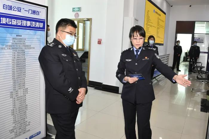 于海波同志到白城市督导调研公安工作看望慰问基层警务人员