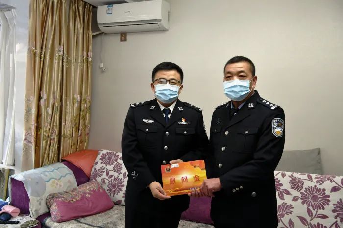 于海波同志到白城市督导调研公安工作看望慰问基层警务人员