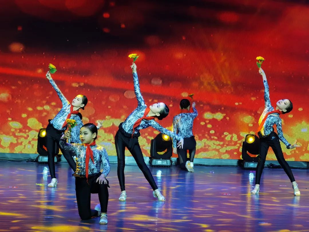 宜宾少儿春晚舞梦国际体育专场来袭伦巴舞恰恰舞桑巴舞