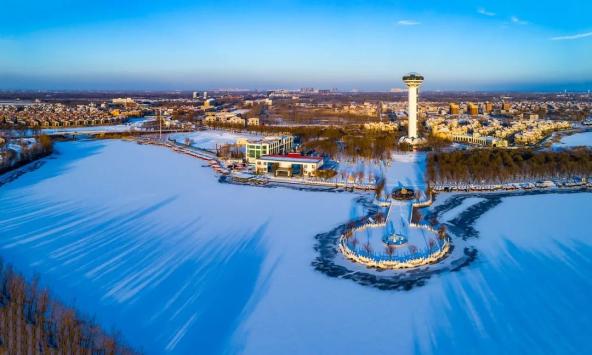 朱喜堂【归来】吕凤霞【蓝色畅想】李亮【国道112】李岳华【豆"福"】