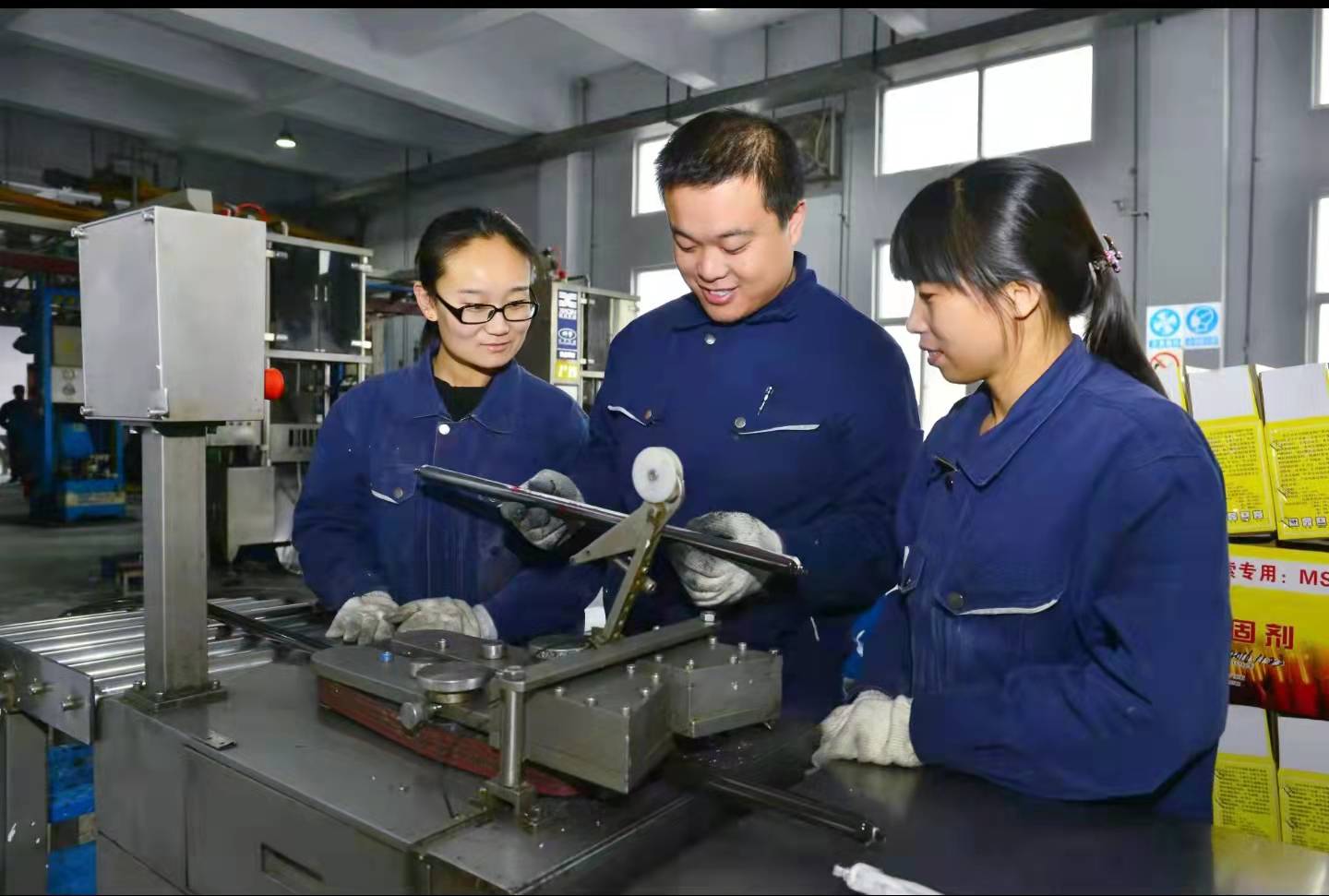 今年以来,晋能控股煤业集团宏圣公司扎实推进全员培训工作,在"师带徒"