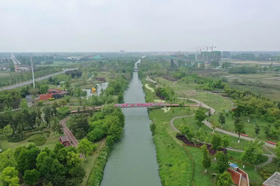 成都郫都区清水河公园图片