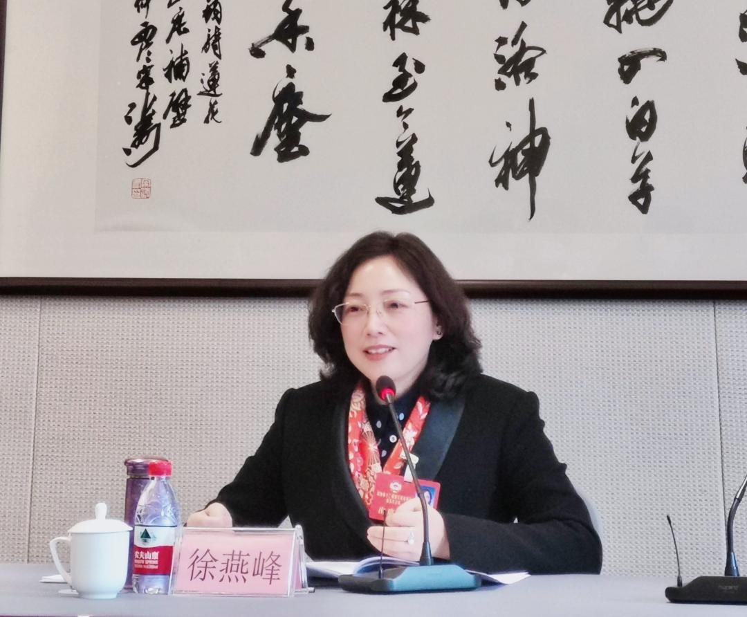 省政协常委,民盟省委会专职副主委徐燕峰提到,"双减"落地以来,学校学